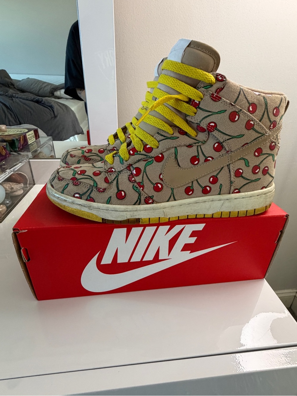 2008 OG Nike Dunk High Paule Marrot Cherry sneakers women’s 8